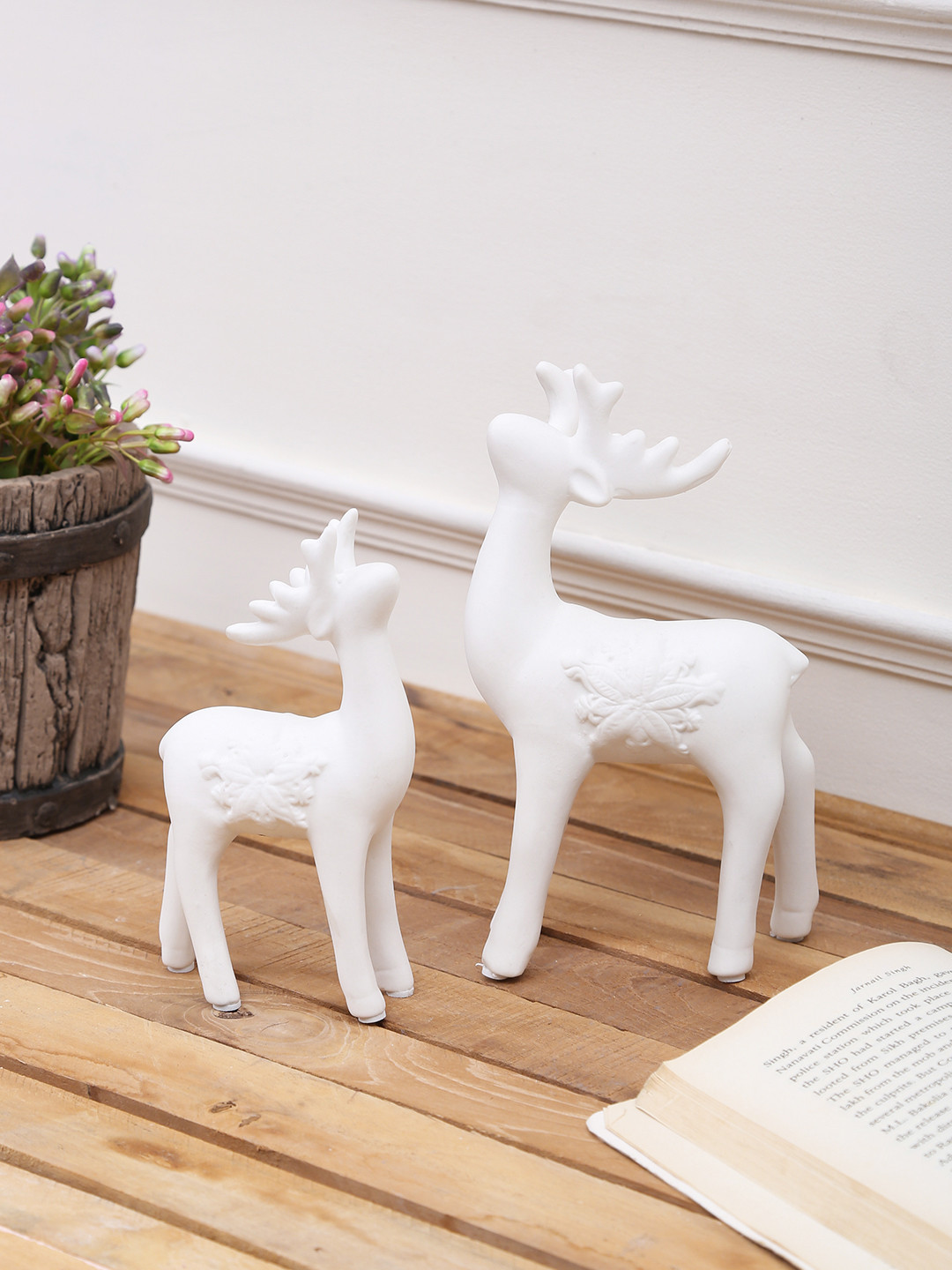 TAYHAA Christmas Themed Deer Duo White Ceramic Natural Living Room Set of 2 Medium Showpieces - 7.5 Inches