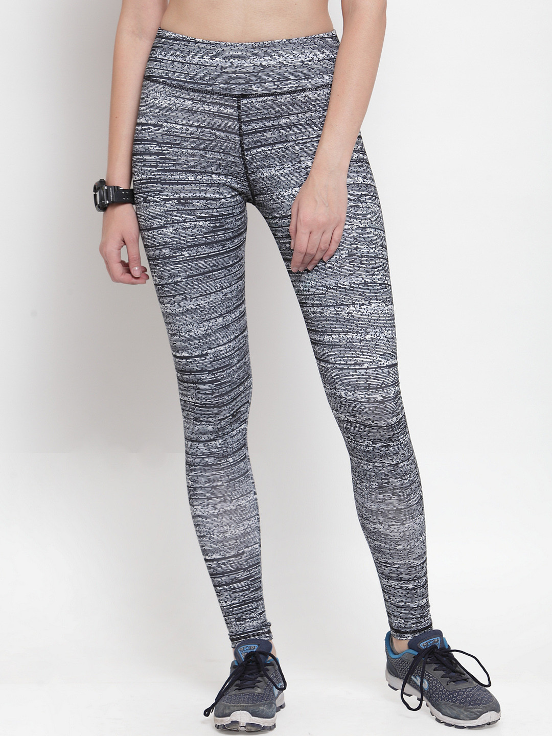 Boston Club Women Black & White Printed Skinny-Fit Tights