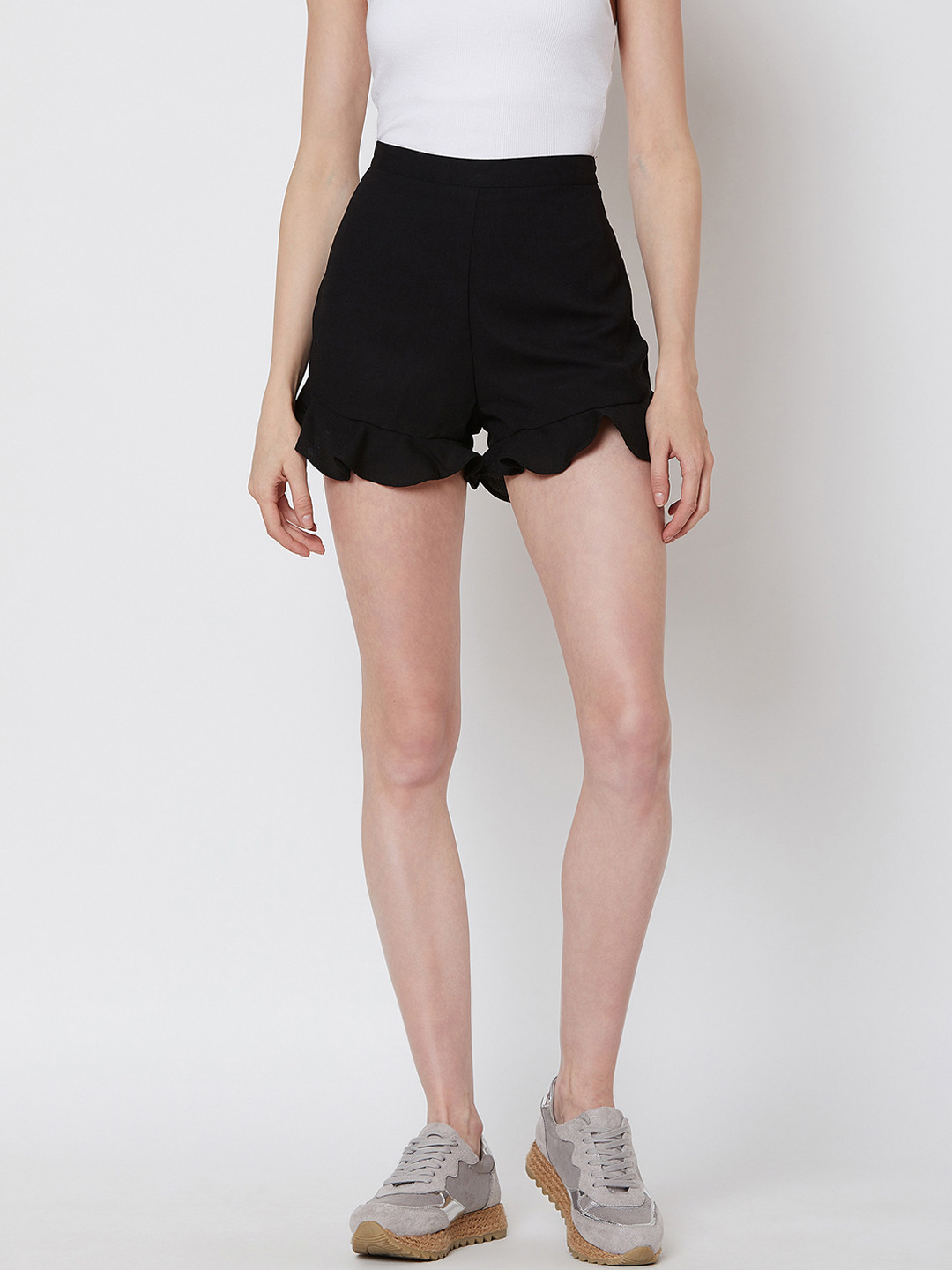 Nun Women Black Solid Slim Fit Hot Pants