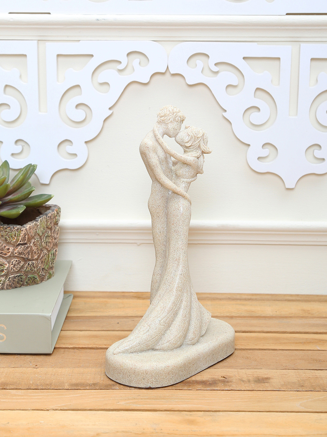 TAYHAA Couple Lovingly in An Embrace Beige Resin Natural Living Room Medium Showpiece - 8.3 Inches