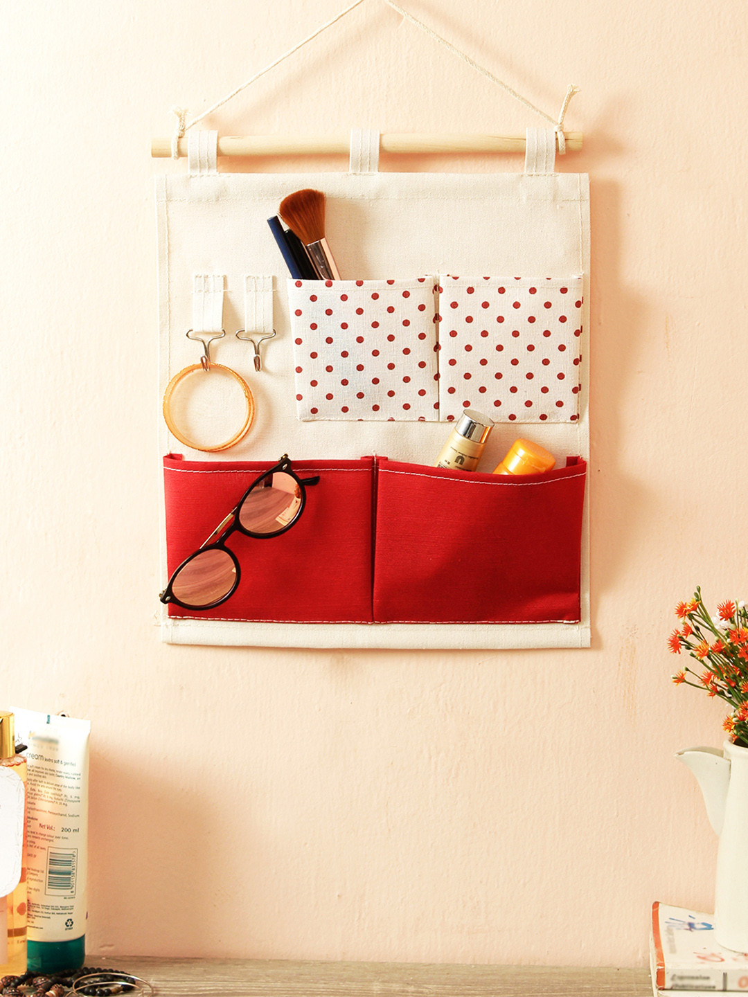Cortina Unisex Off-White and Red Printed Handbag Organiser