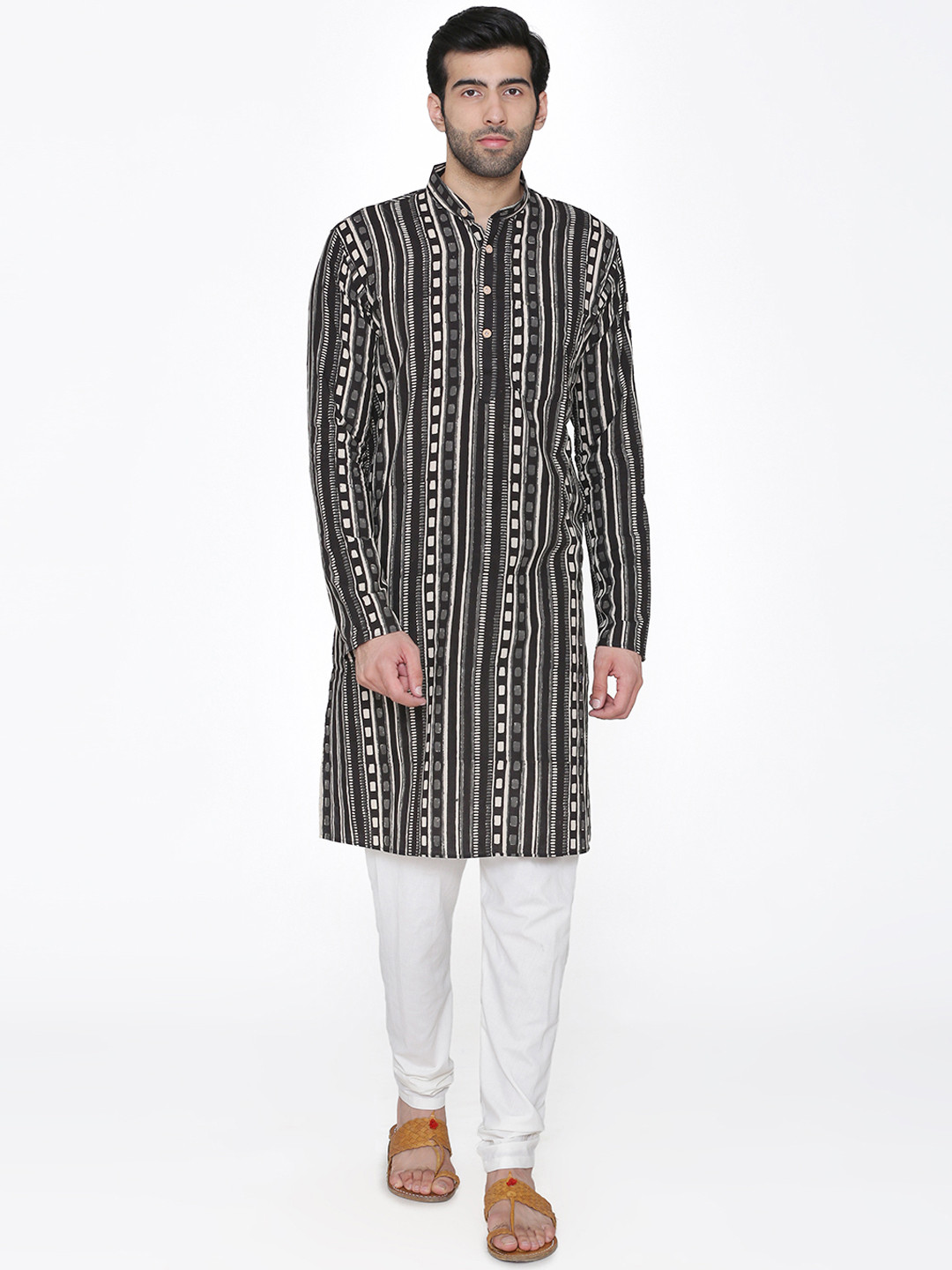 Wintage Men Black & White Printed Kurta with Pyjamas