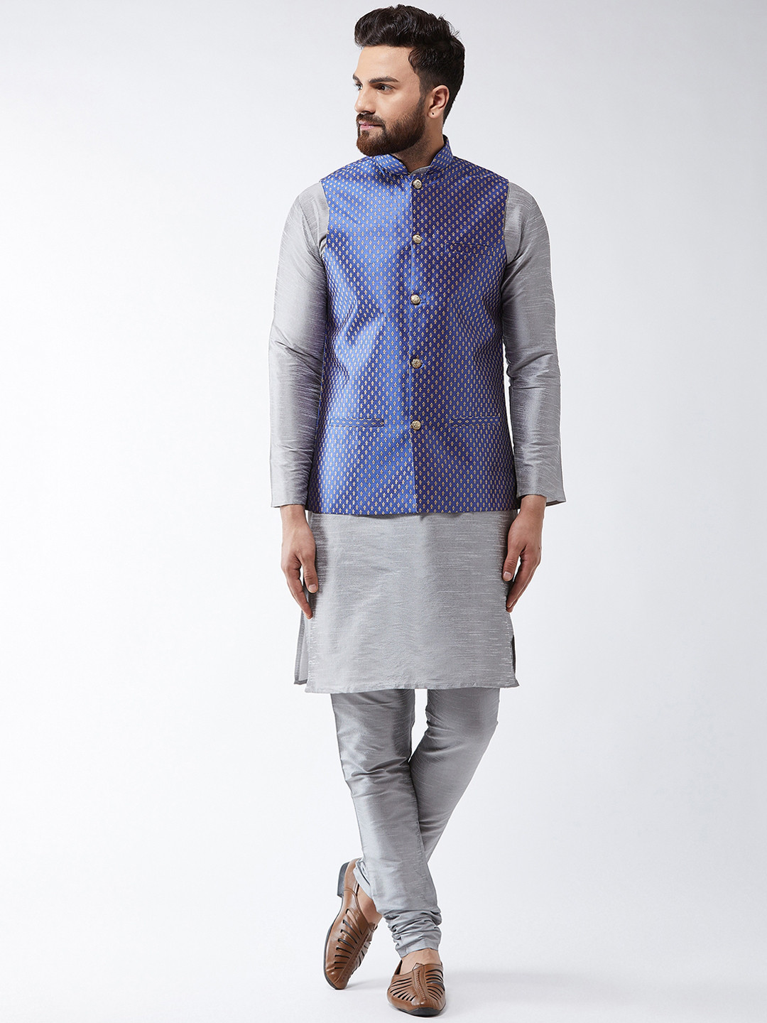 SOJANYA Men Grey Solid Kurta Set & Nehru Jacket