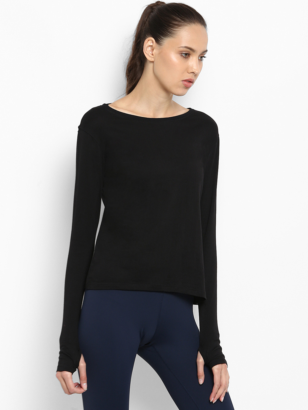 appulse Women Black Solid Boat Neck T-shirt