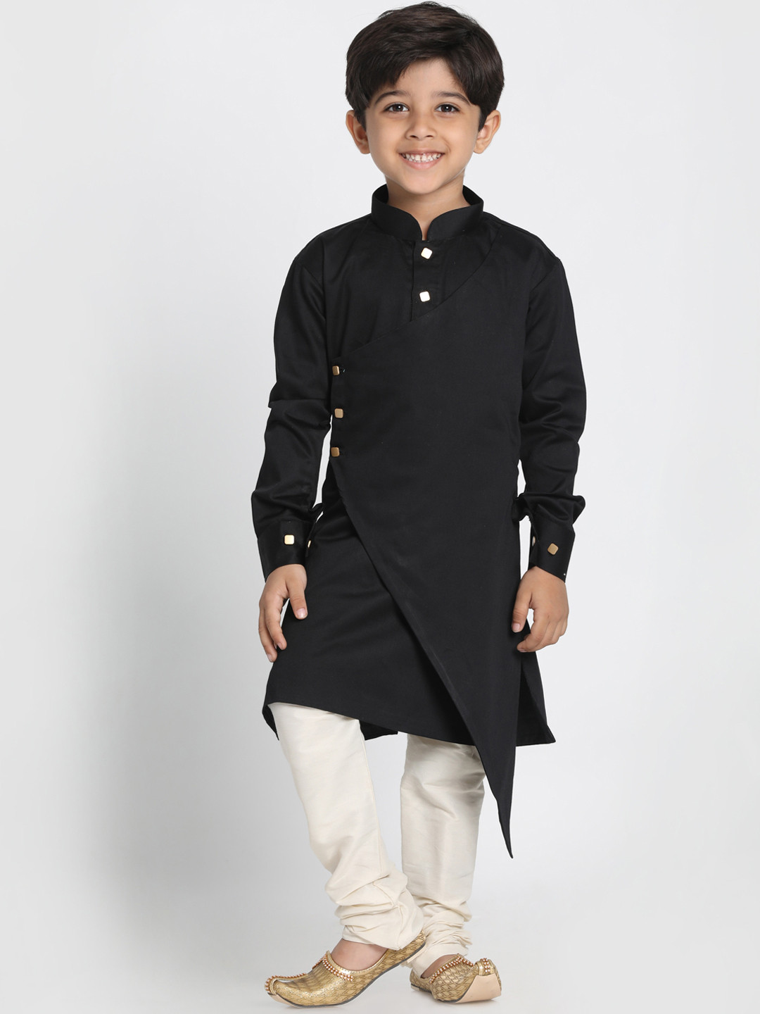 VASTRAMAY Boys Black & Cream-Coloured Solid Kurta with Churidar