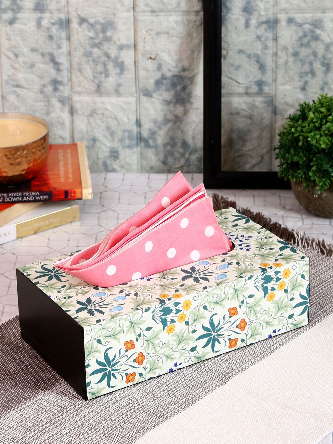 Reinvention Factory Off-White & Green Printed Wood Tissue Holder Set