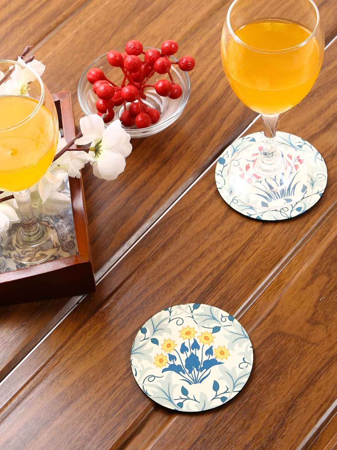 Reinvention Factory Set of 6 Off-White & Blue Printed Circular-Shaped Coasters