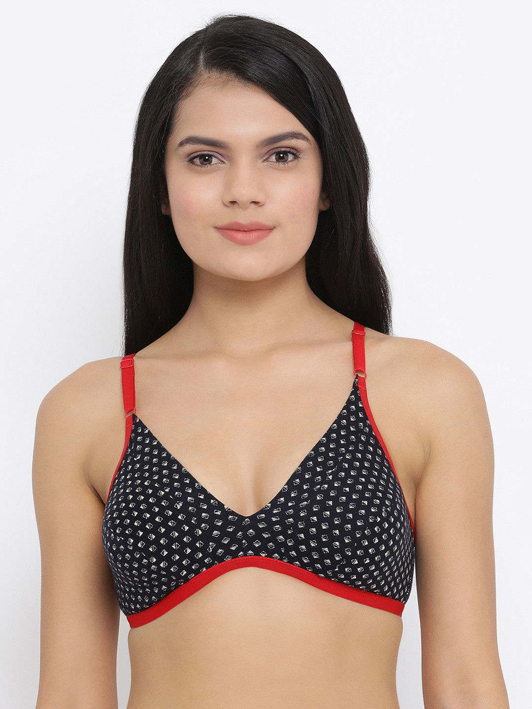 Clovia Black & White Printed Non-Wired Non Padded Everyday Bra BR1595L0832B