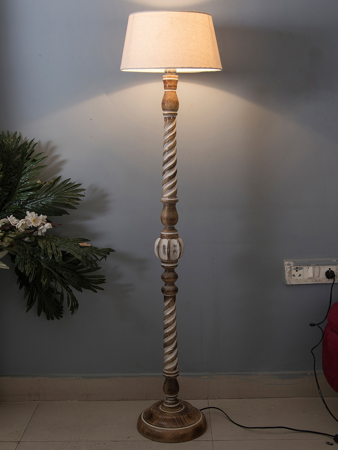 Homesake Beige Solid Handcrafted Club Lamp with Shade