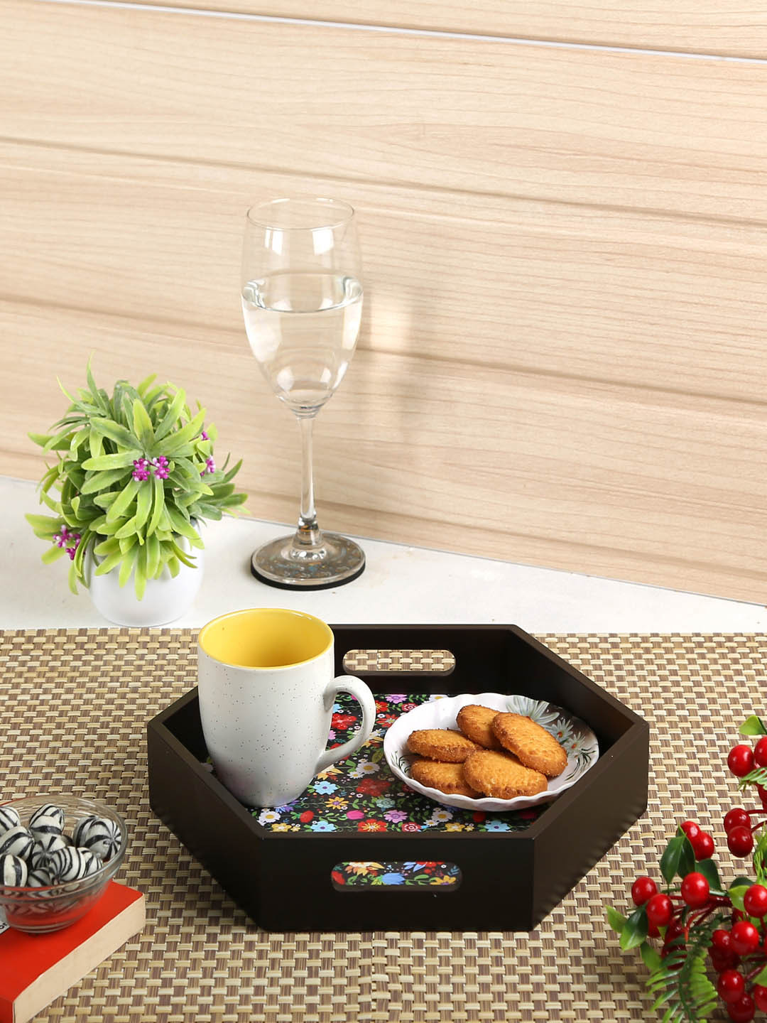 Crayton Multicolored MDF Small Hexagon Serving Tray
