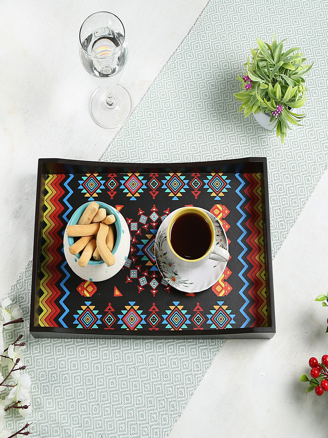 Crayton Multicolored MDF Large Rectangular Serving Tray