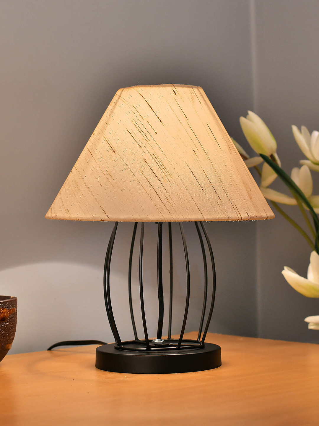 Homesake Black Handcrafted Metal Wire Cage Table Lamp