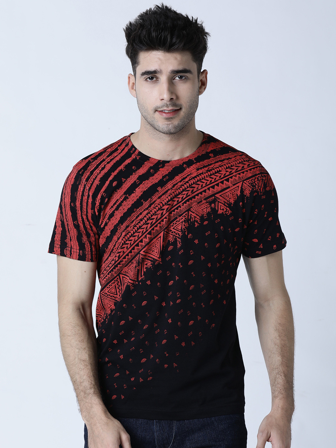 Huetrap Men Black & Rust Brown Printed Round Neck T-shirt