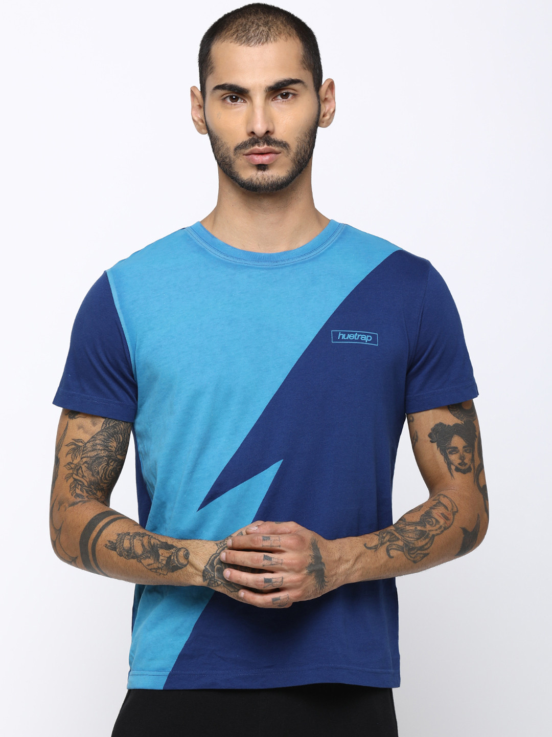 Huetrap Men Blue Colourblocked Round Neck T-shirt