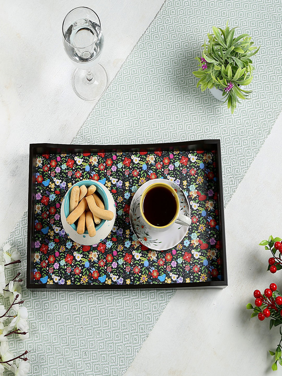 Crayton Multicolored MDF Large Rectangular Serving Tray