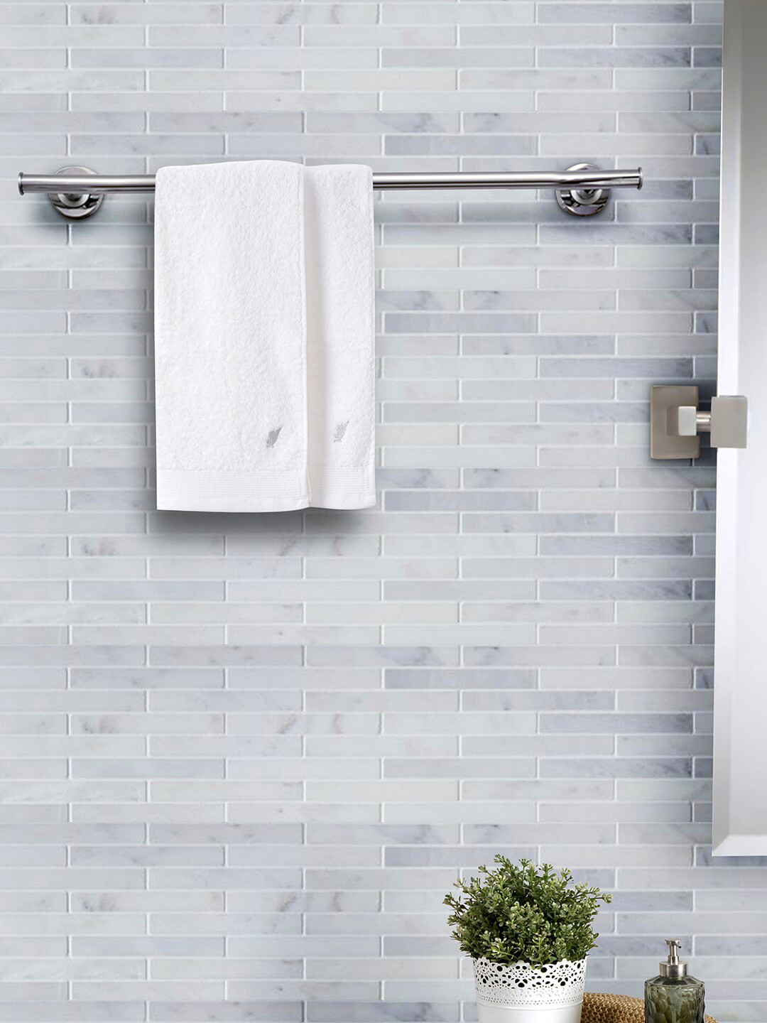 MASPAR Set Of 2 White 550 GSM Hand Towels