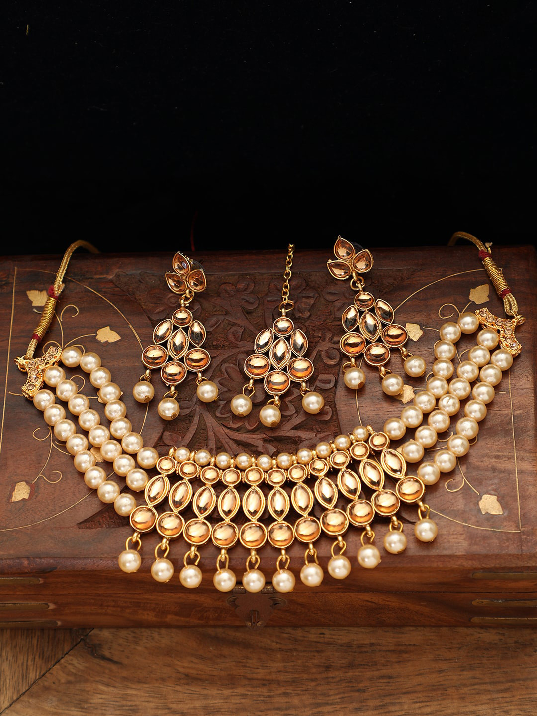 ANIKAS CREATION Gold-Plated Beige & Off-White Kundan-Studded Pearl Embellished Handcrafted Jewellery Set