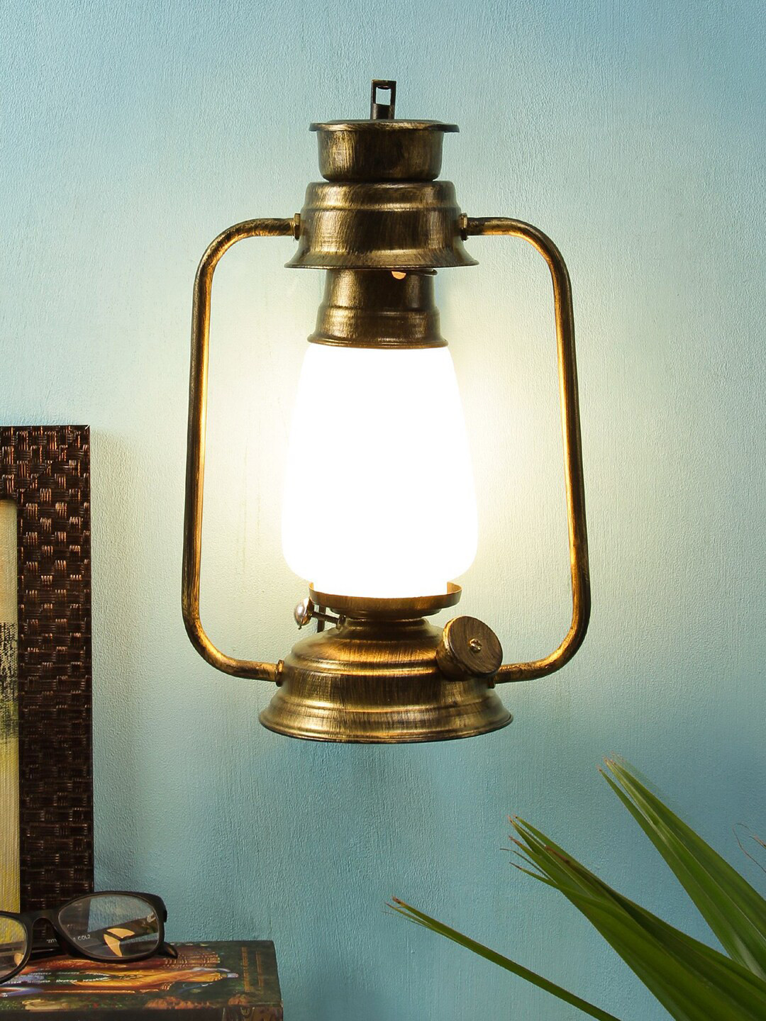 Devansh Gold-Toned & White Solid Traditional Wall Lantern