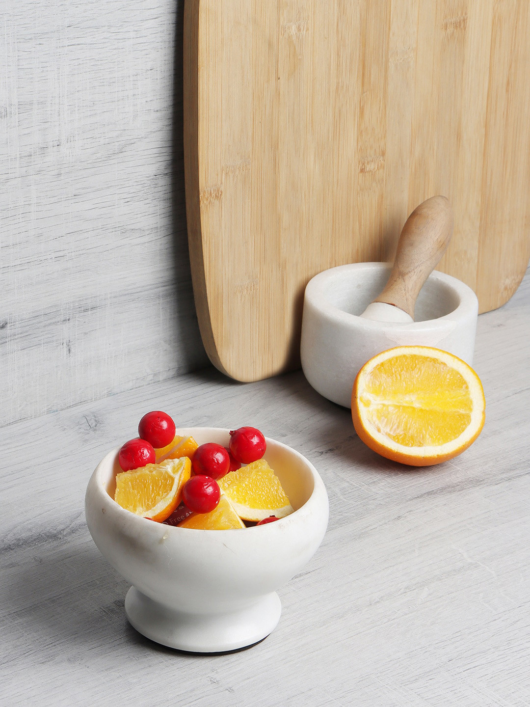 NikkisPride Unisex White Marble Pedestal Fruit Snacks Bowl