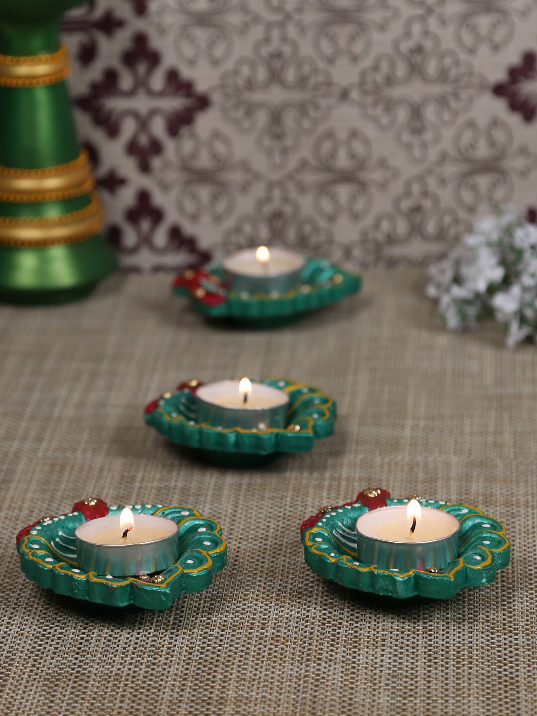 Aapno Rajasthan Set Of 4 Green & Maroon Hand-Painted Leaf Shape Terracotta Diya