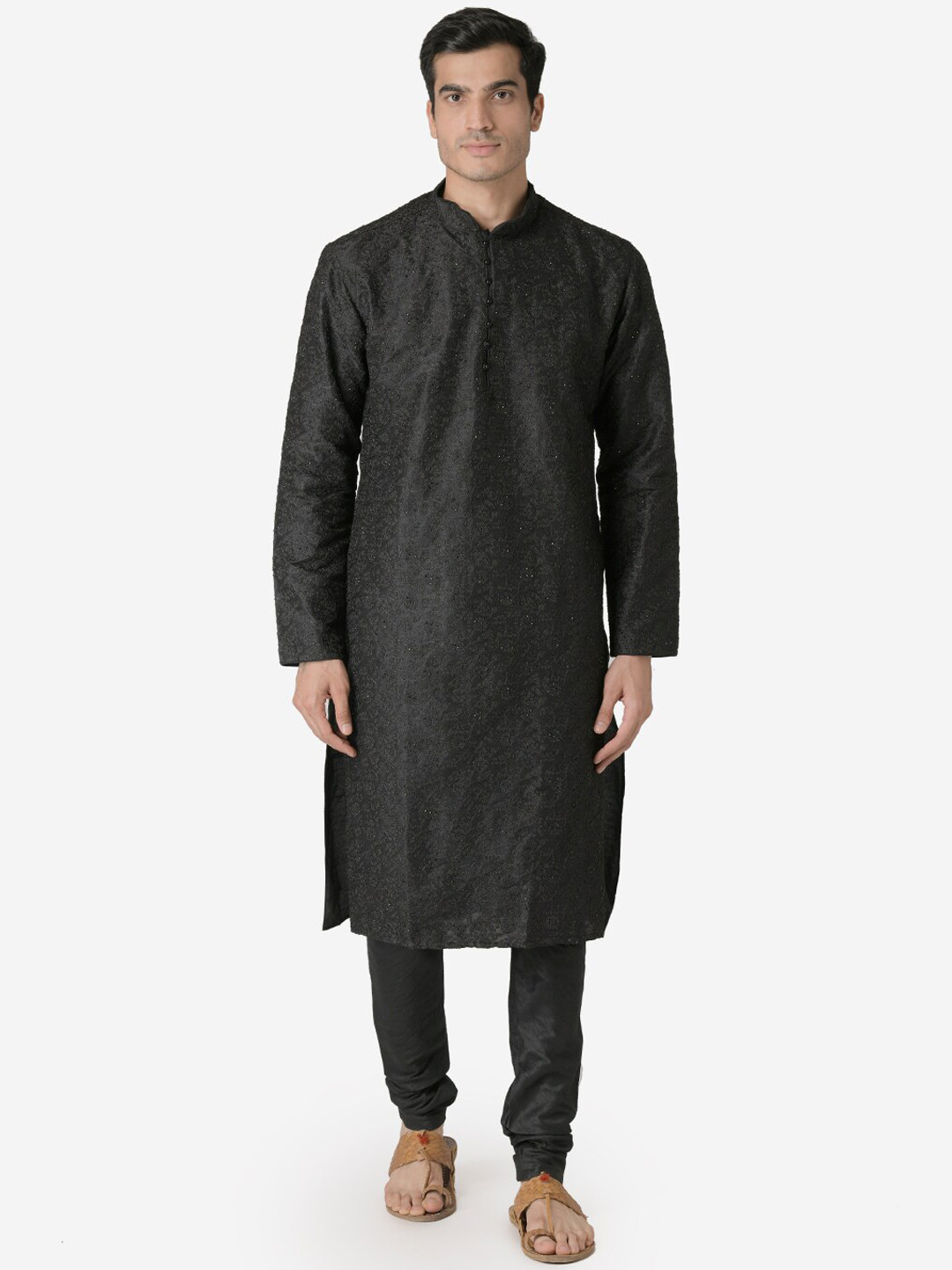 Sanwara Men Black Embroidered Straight Kurta