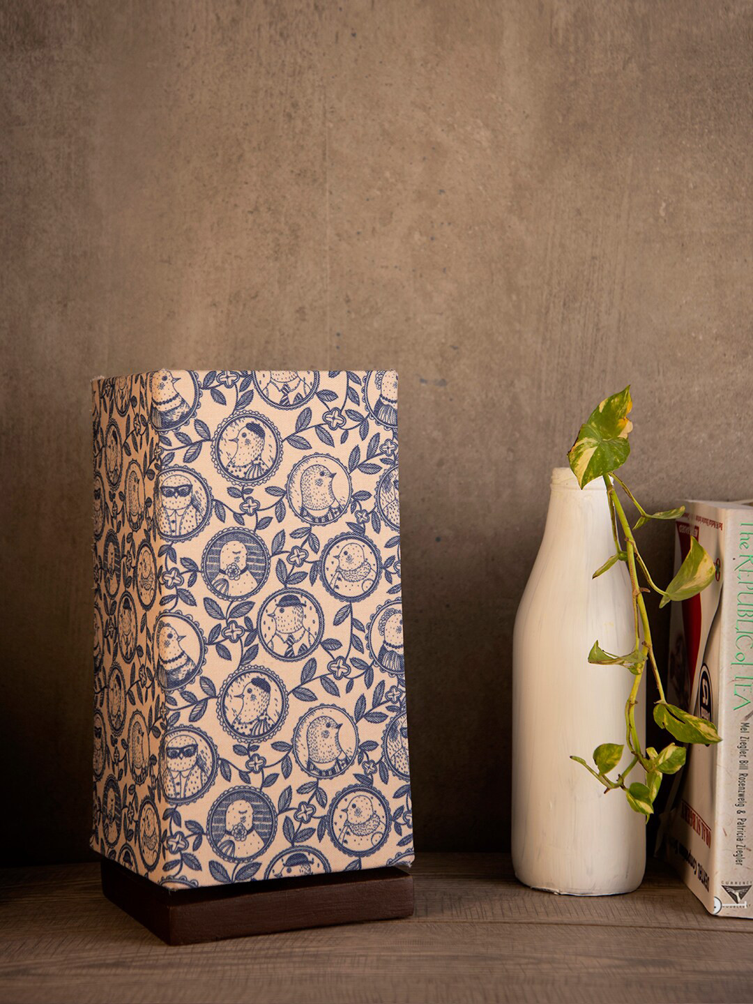 green girgit Brown & Cream-Coloured Smart Owl Printed Contemporary Table Lamp & Shade