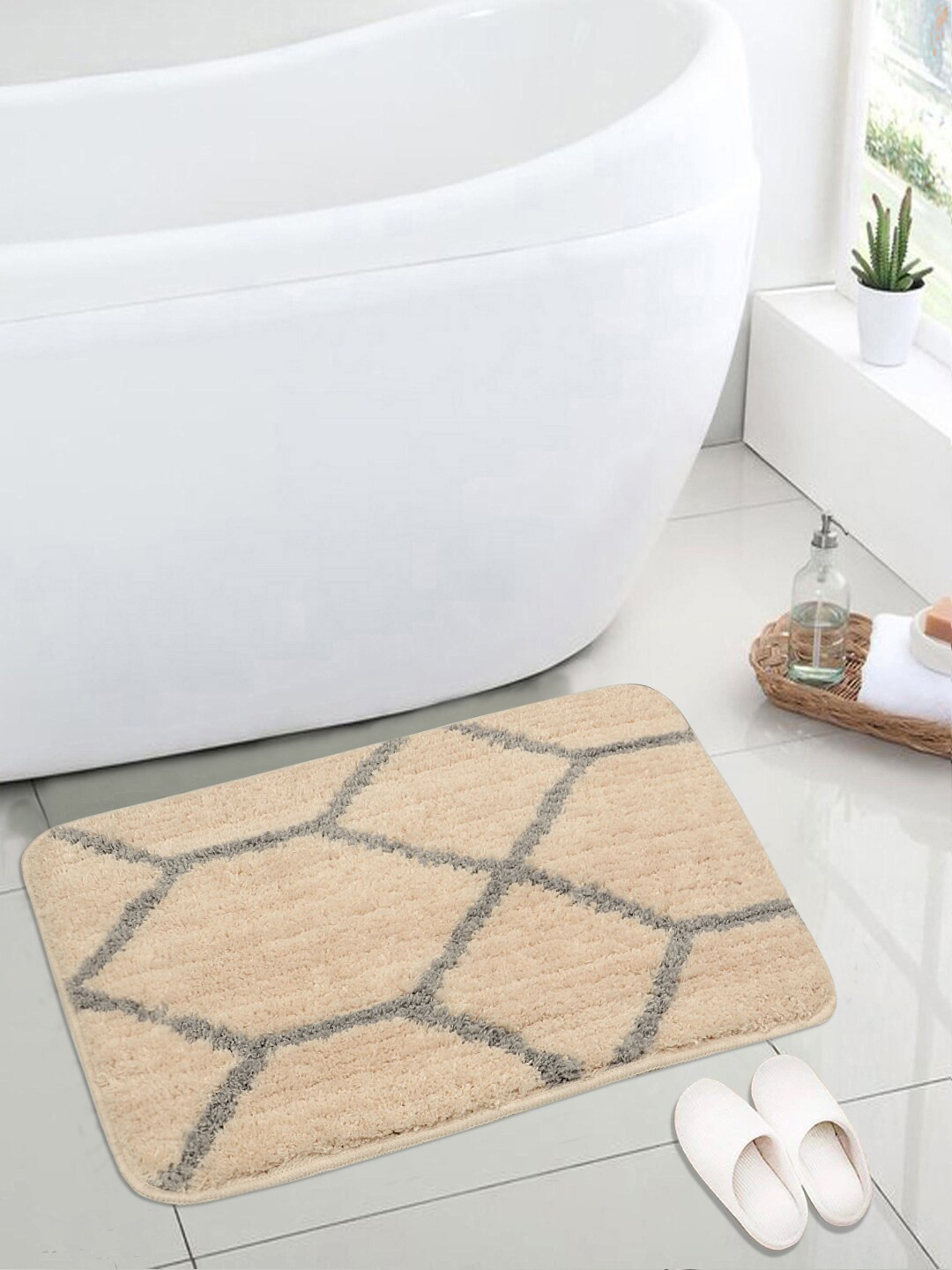 Saral Home Beige & Grey Ogee Microfibre Anti-Skid Bath Rug