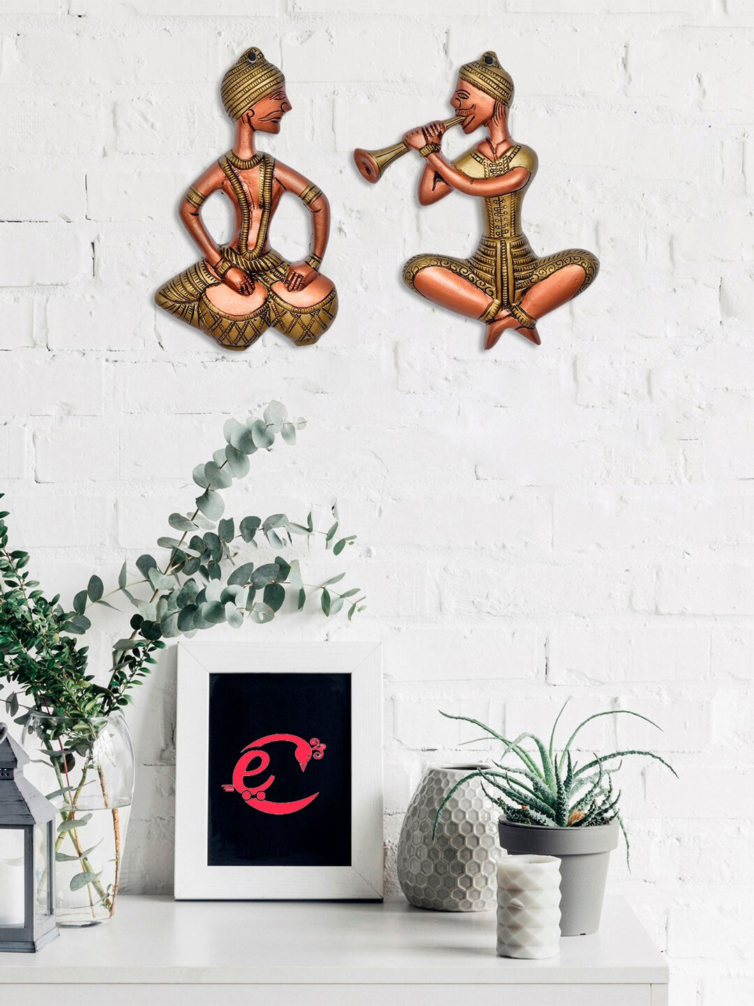 eCraftIndia Musicians Gold Metal Metallic Living Room Music Set of 2 Small Showpieces - 8.1 Inches