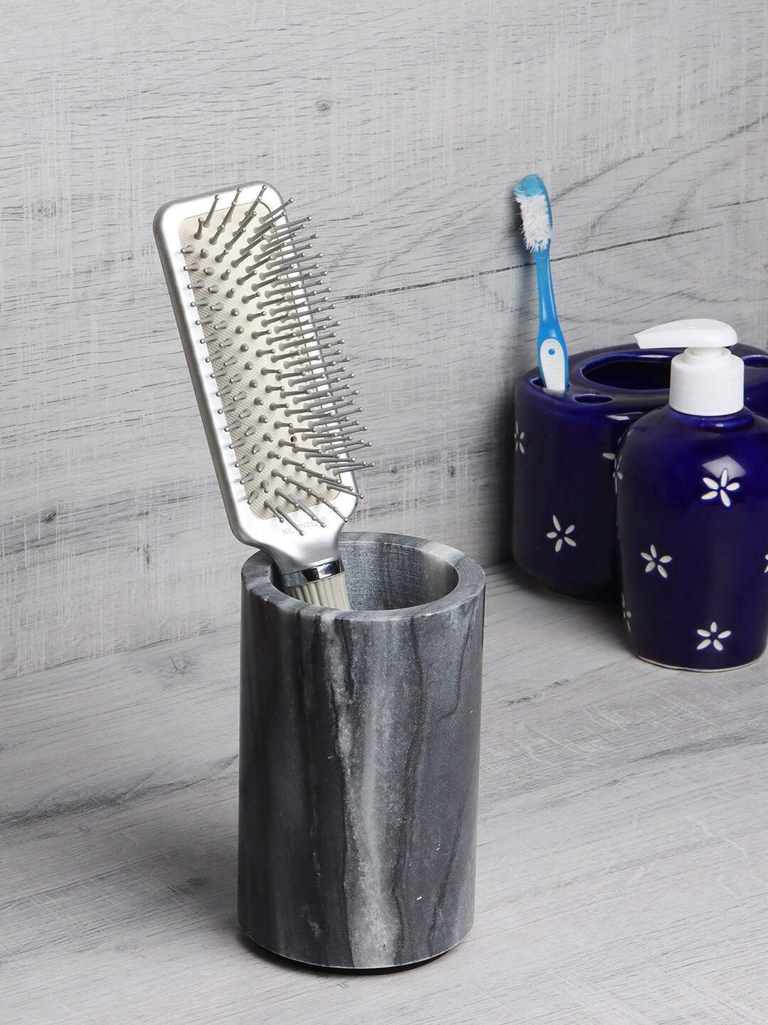 NikkisPride Black & Grey Handmade Marble Toothbrush Holder