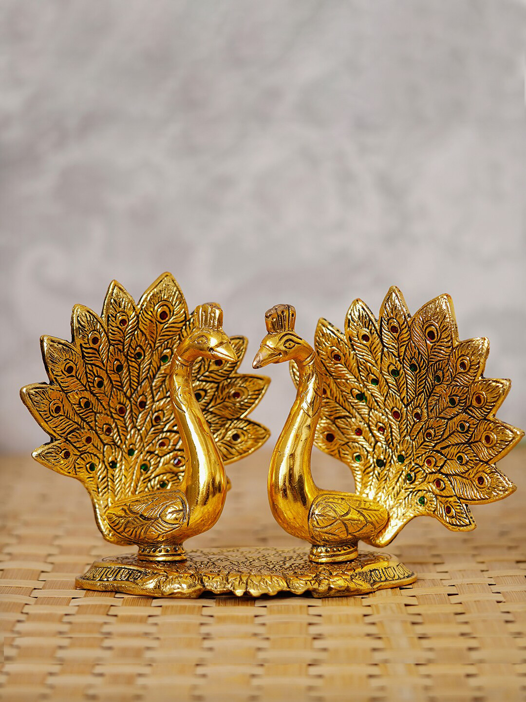 eCraftIndia Loving Swan with Feather Gold Metal Metallic Nursery Small Showpiece - 5.9 Inches
