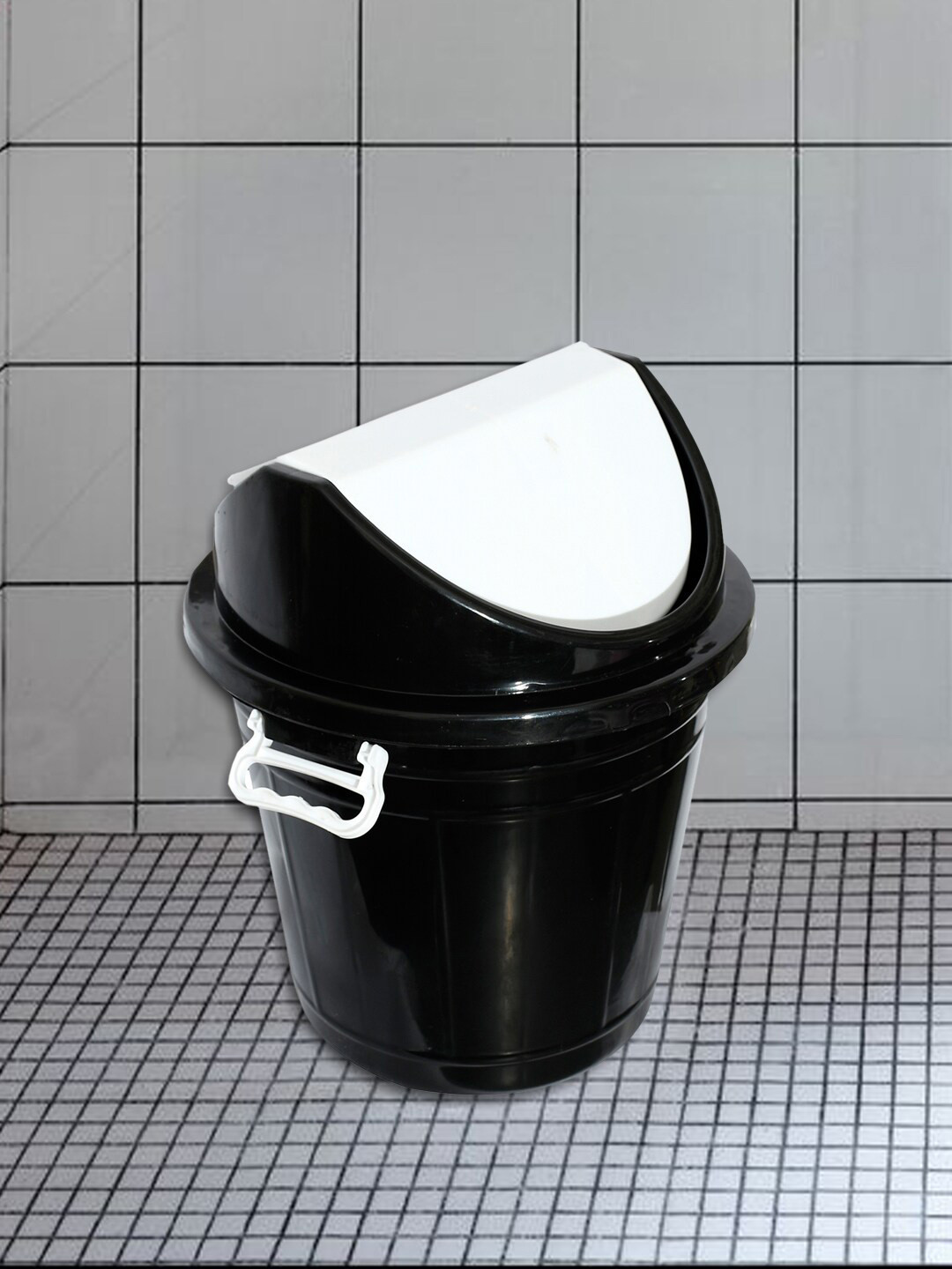 Kuber Industries Unisex Black & White Solid Swing Lid Garbage Waste Dustbin
