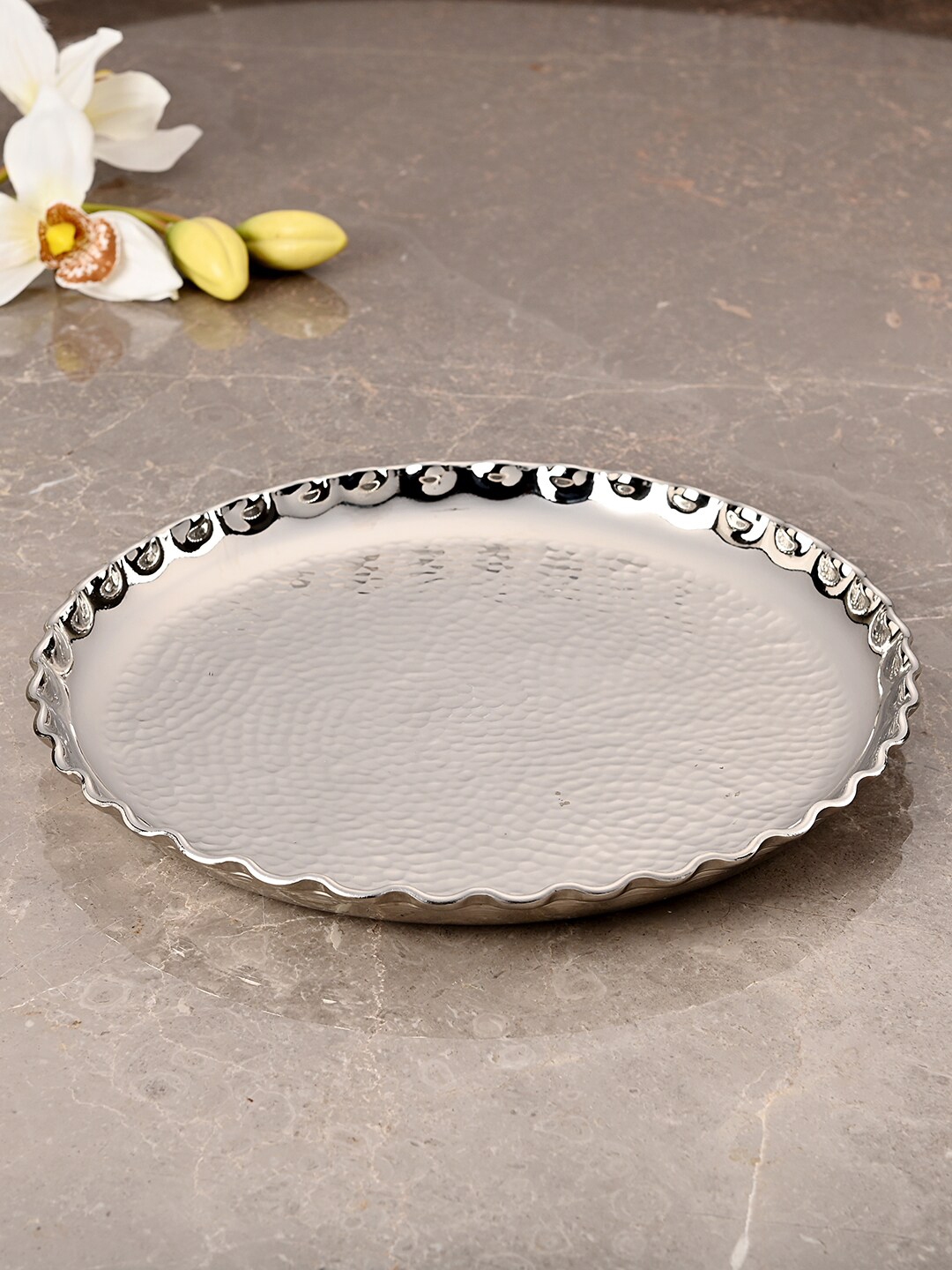 Pure Home and Living Silver Hammered Decorative Plate