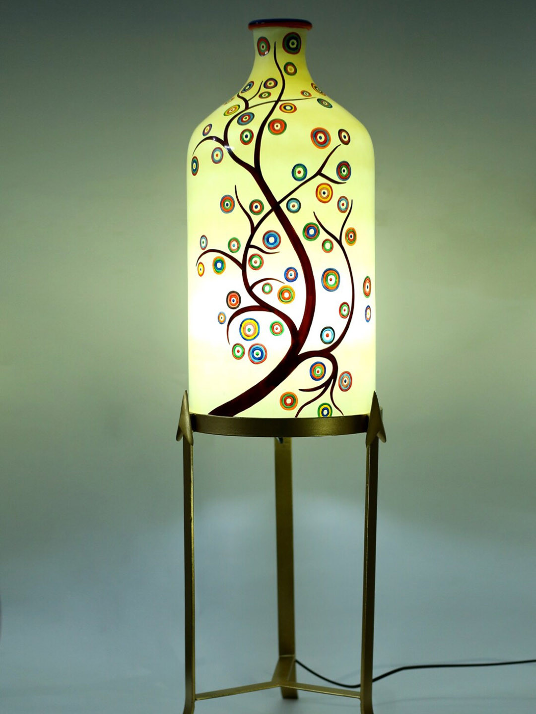 POSH-N-PLUSH Off-White Printed Traditional Novel Lamp