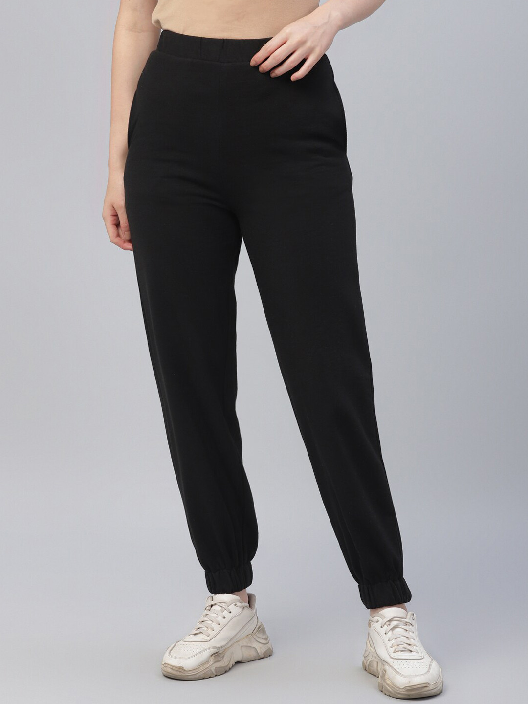 Athena Women Black Solid Straight-Fit Joggers