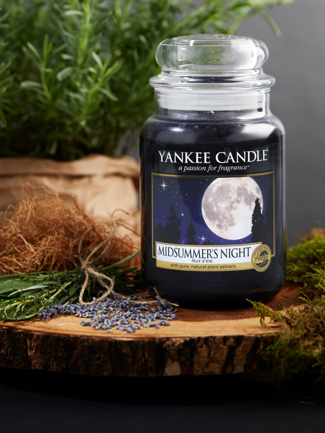 YANKEE CANDLE Midsummers Night Midsummer's Night Solid Geometric Regular Jar Candles
