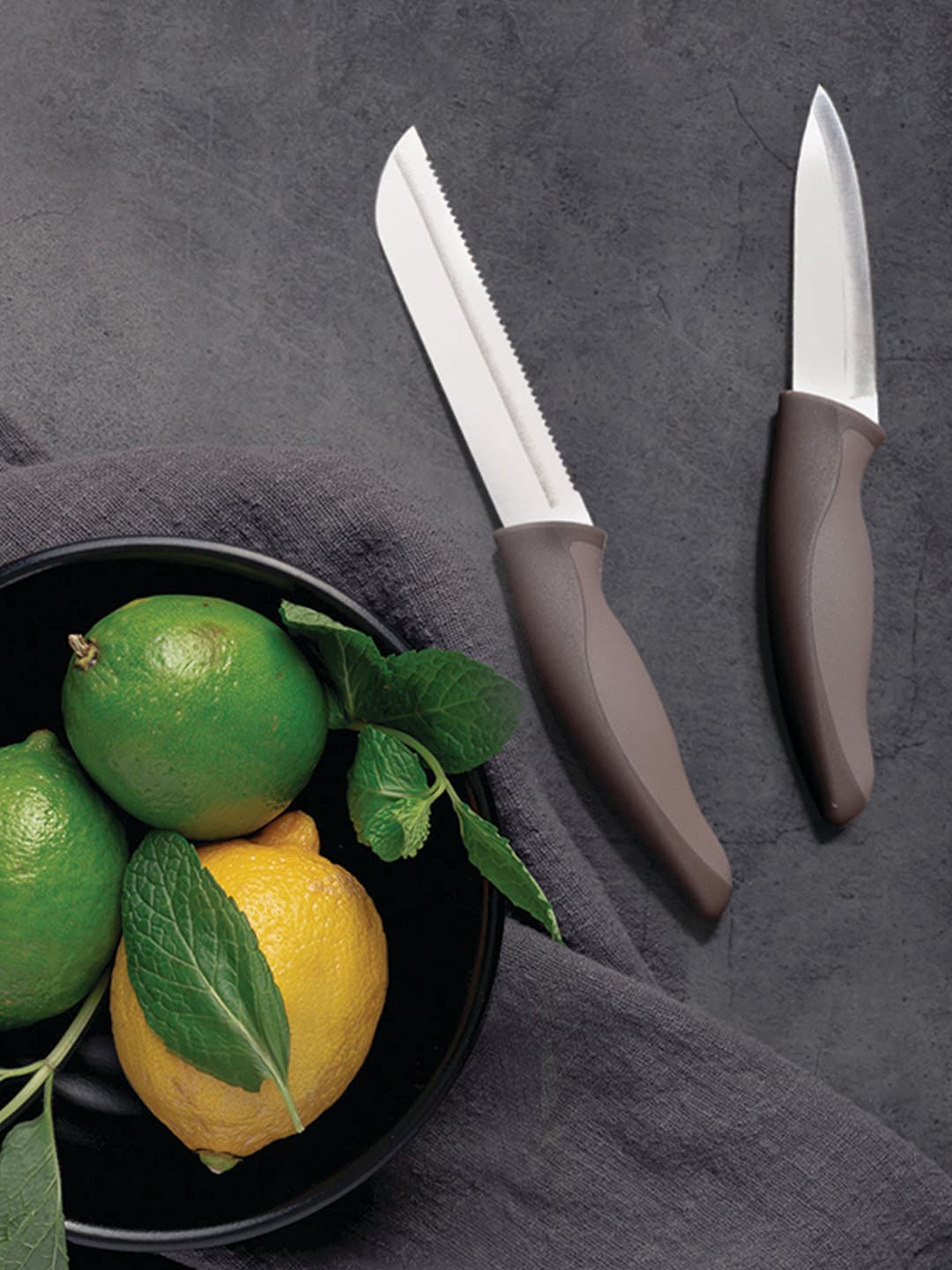 MEYER Set of 2 Silver Toned Brown Stainless Steel Serrated Knives