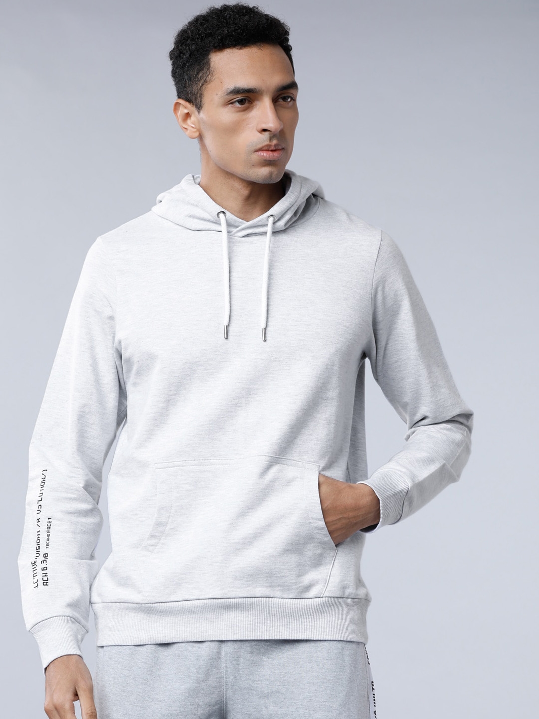 LOCOMOTIVE Men Grey Solid Hooded Sweatshirt