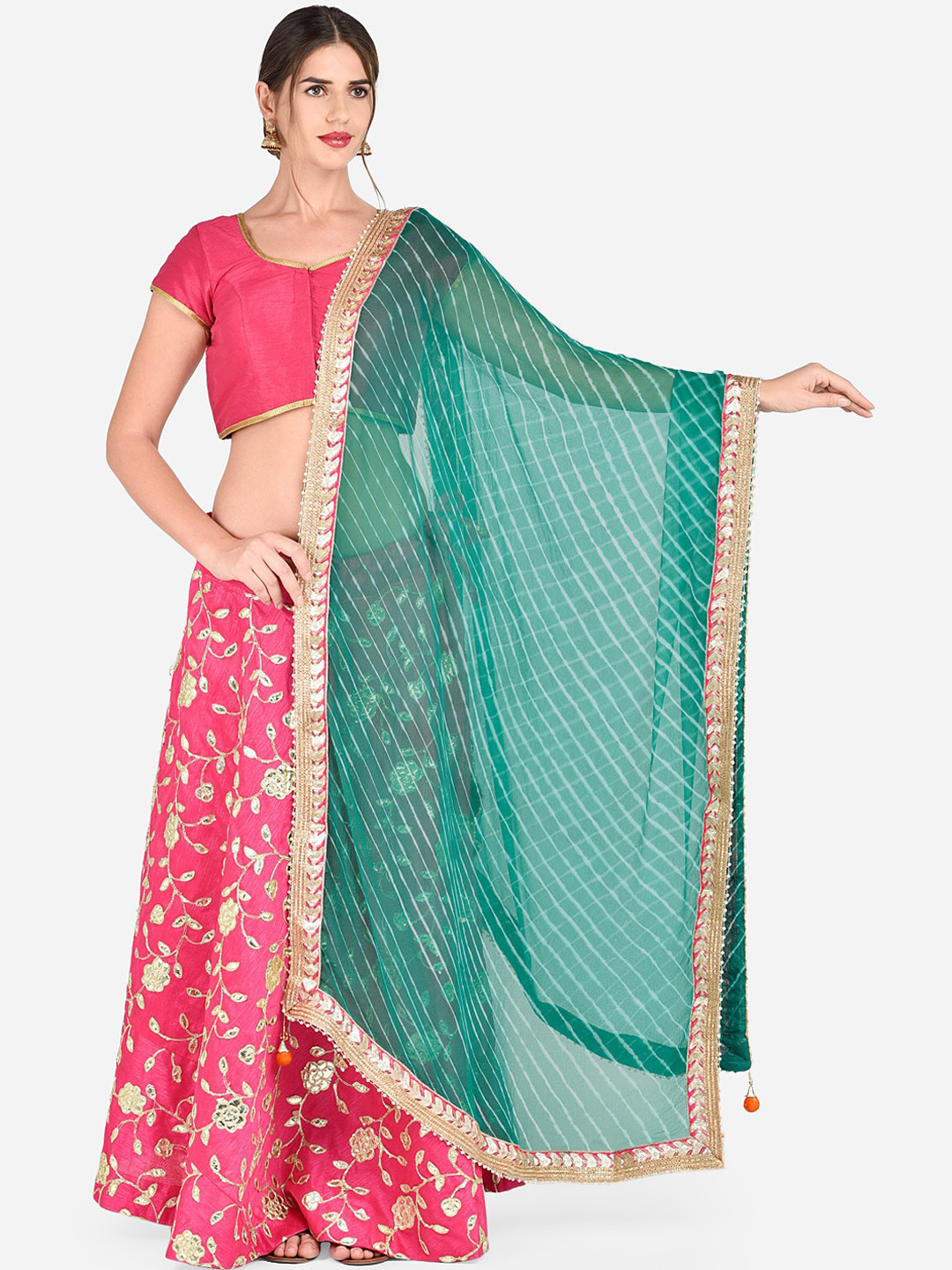 Dupatta Bazaar Green & White Leheriya Patterned Gotta Patti Dupatta