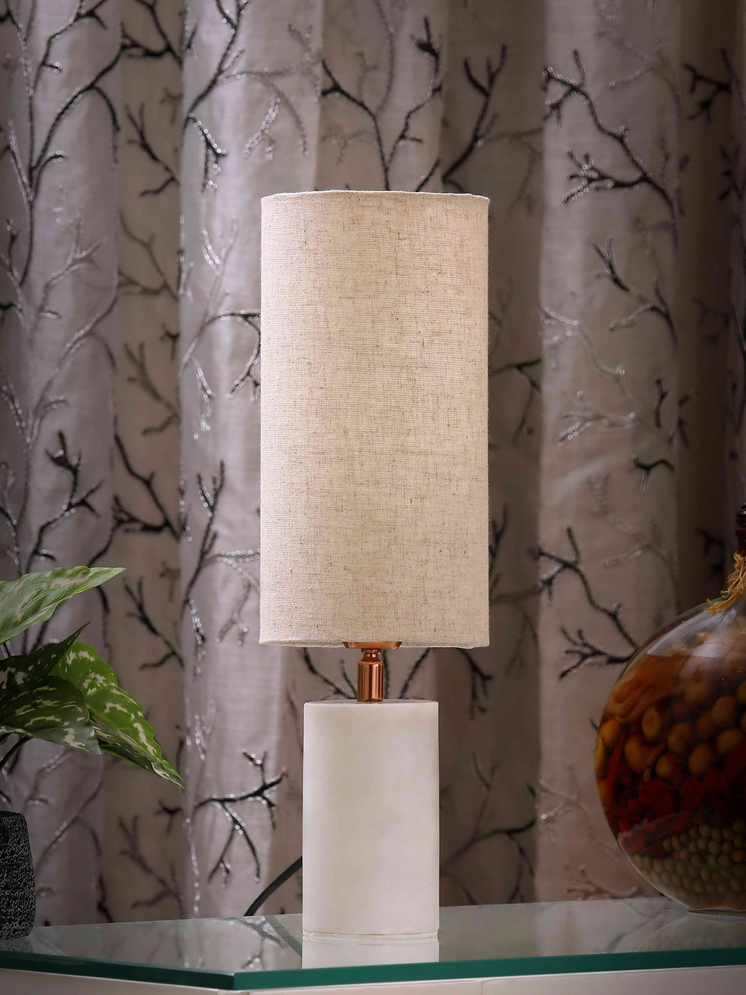 POSH-N-PLUSH White & Beige Solid Log Marble Buffet Table Lamp with Shade