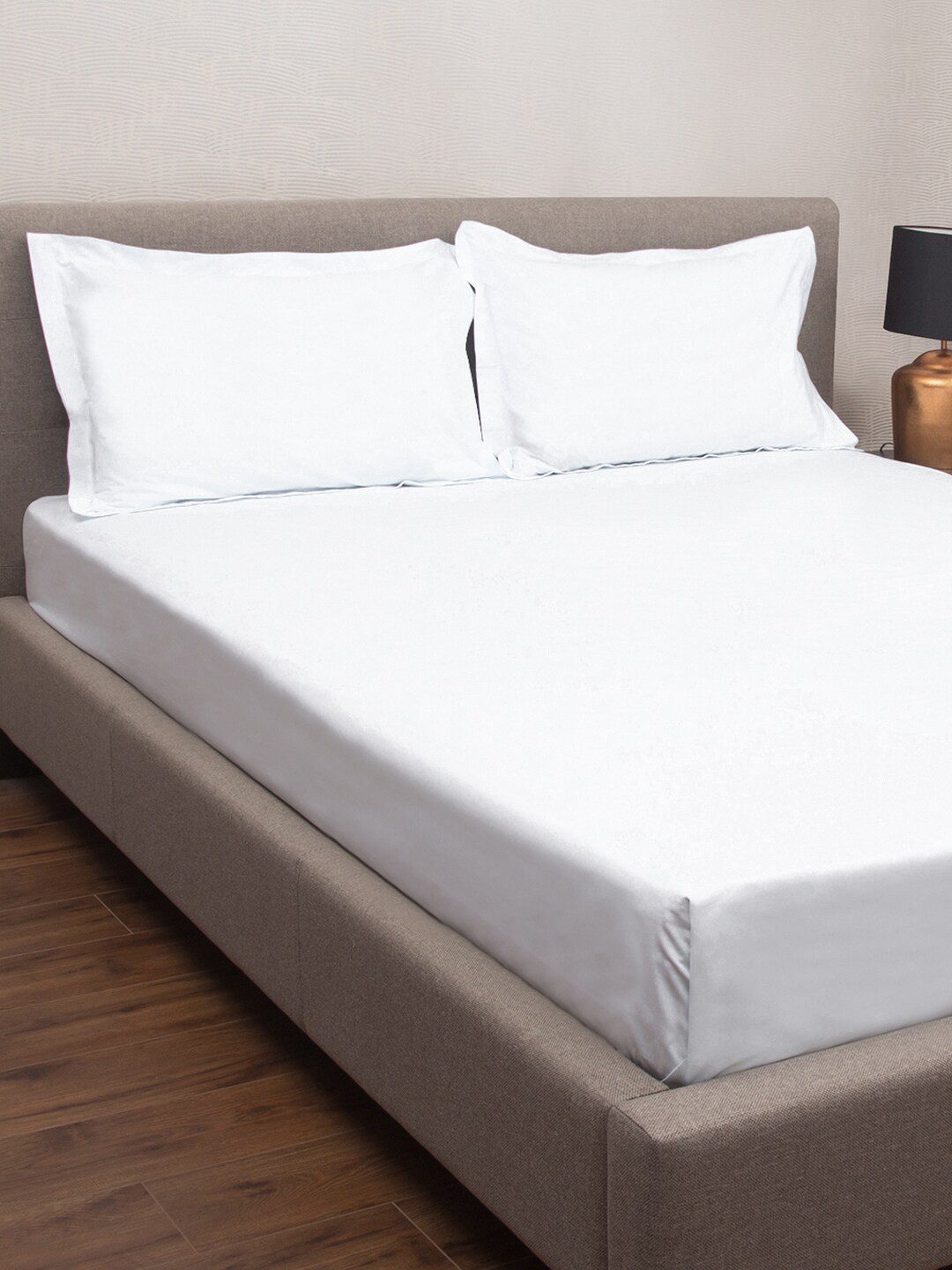 PETAL HOME White Solid 300 TC Cotton 1 King Bedsheet with 2 Pillow Covers