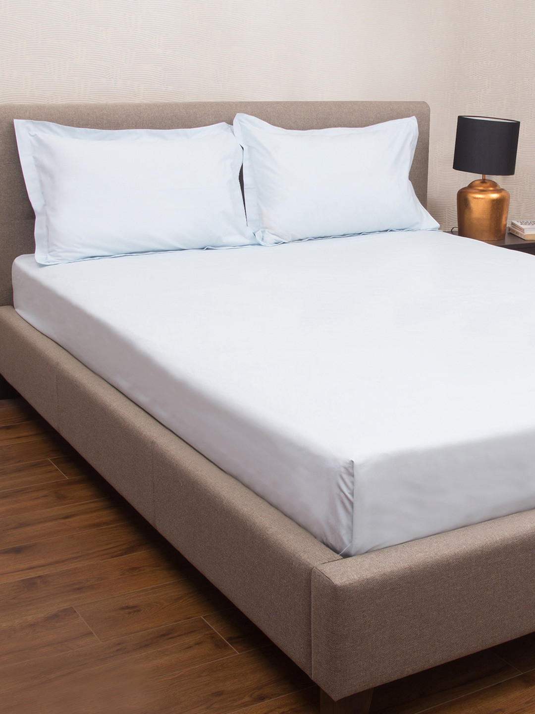 PETAL HOME Blue Pure Cotton 200 TC King Fine Bedsheet with 2 Pillow Covers-108 x 108 inches