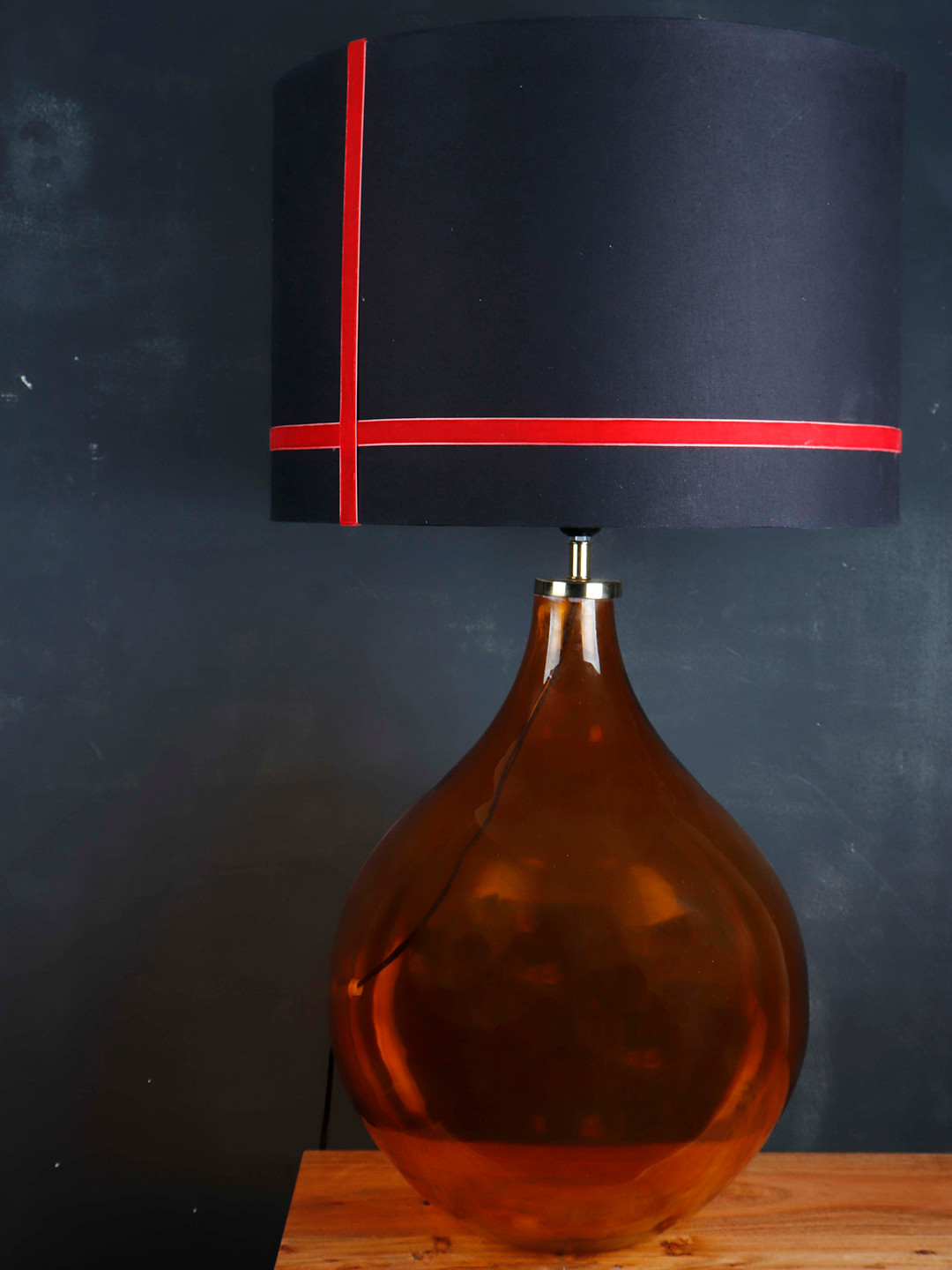 Grated Ginger Black Self Design Contemporary Big Bump Table Lamp