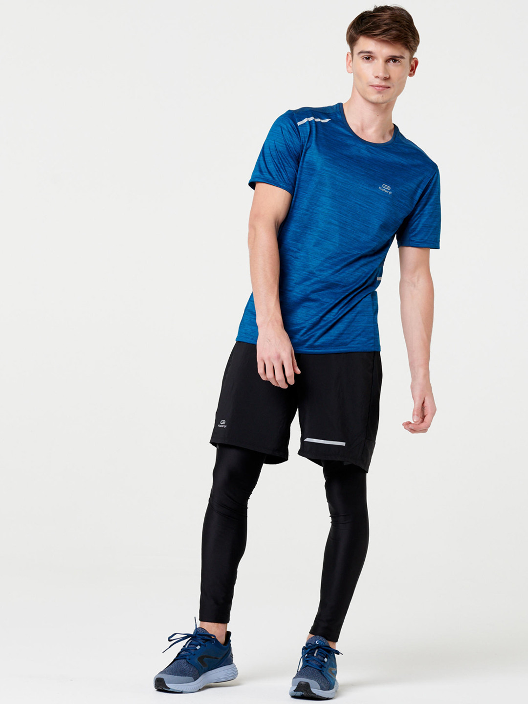 Decathlon Men Royal Blue Solid Round Neck T-shirt