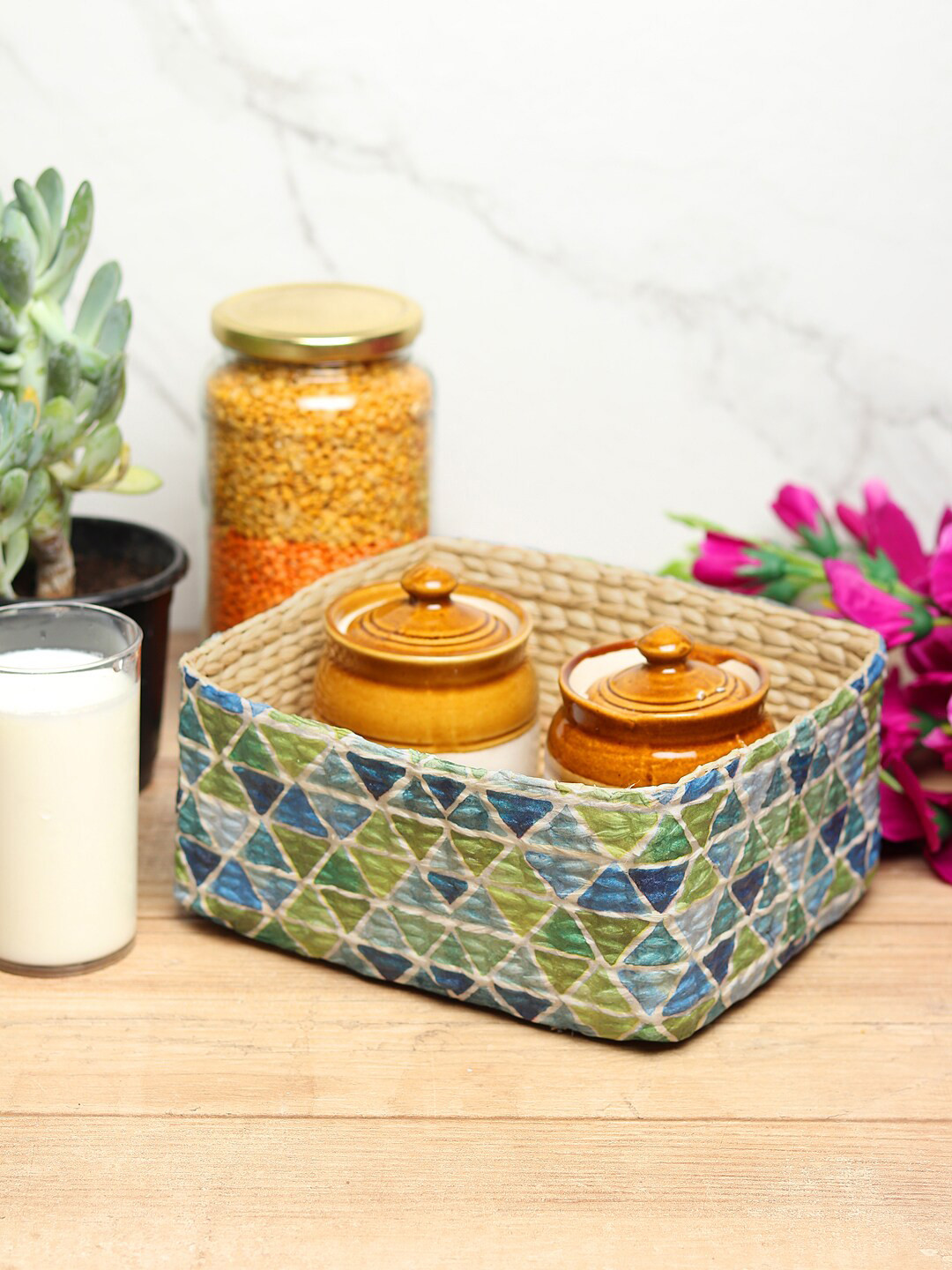 HABERE INDIA Green & Blue Checked Kouna Grass Decoupage Sustainable Tray