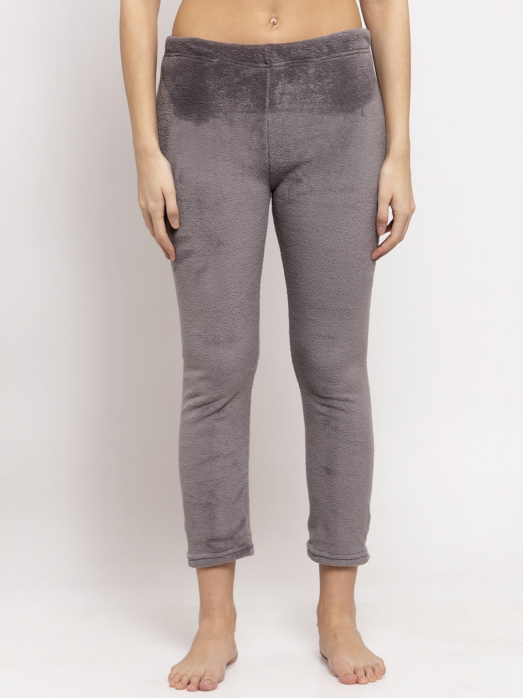 NEUDIS Women Grey Solid Fleece Cropped Lounge Pants