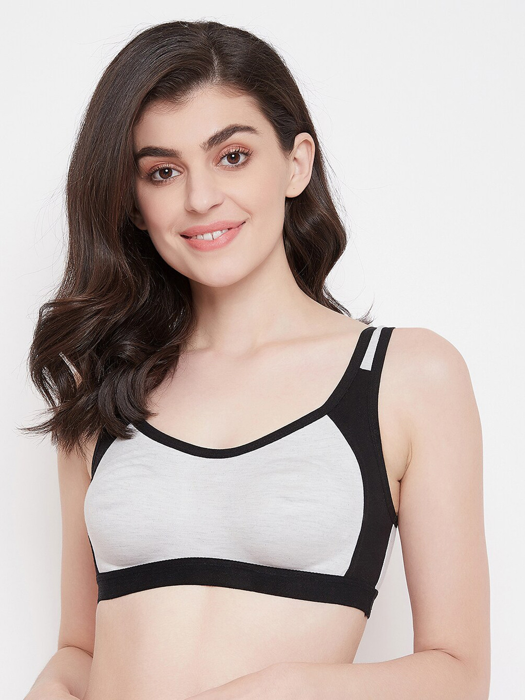 Clovia Grey & Black Colourblocked Non-Wired Non Padded Workout Bra BR2101A0142B