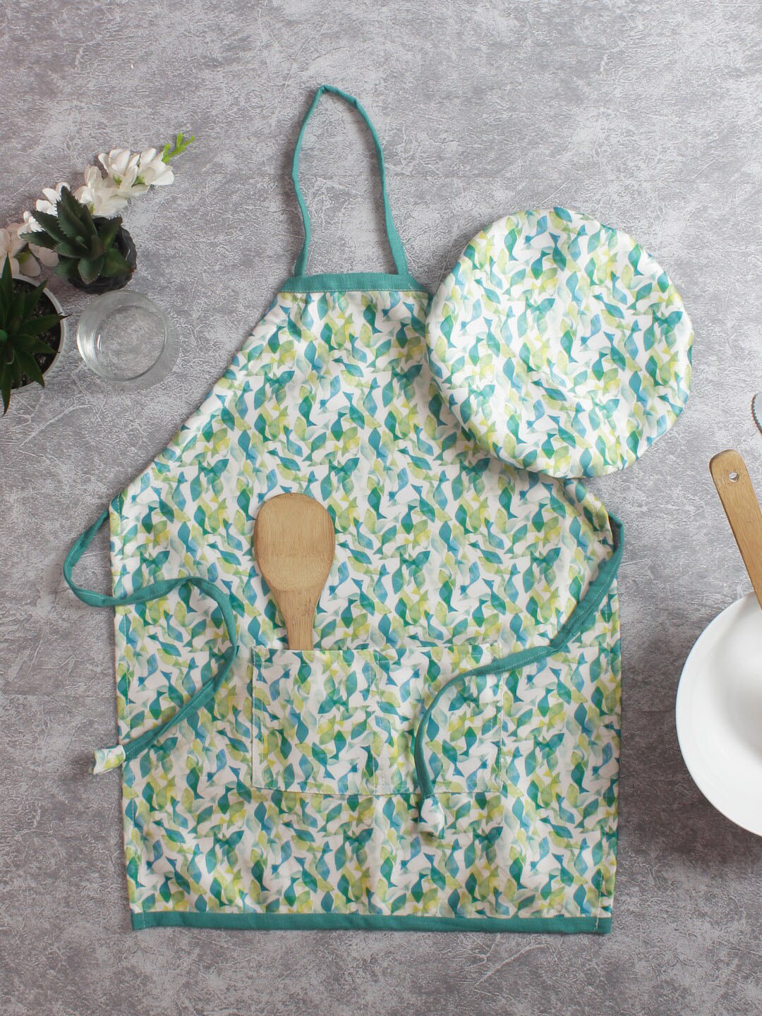 HOUZZCODE Sea Green 2 Pieces Printed Apron With Caps