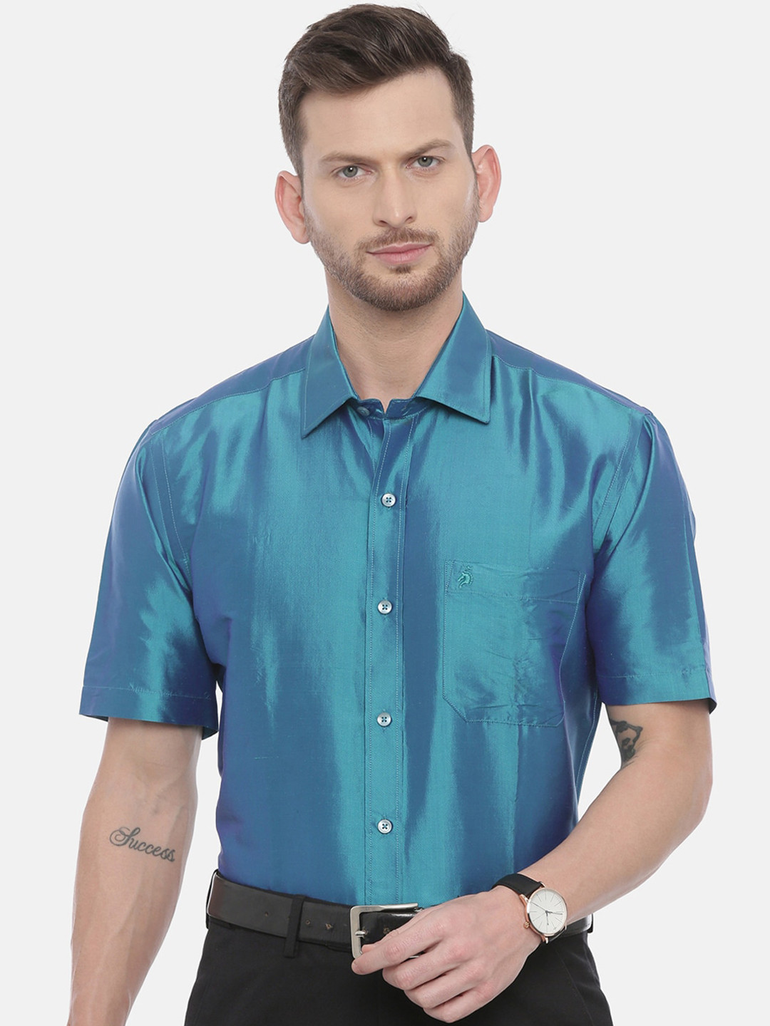 Khoday Williams Men Blue Regular Fit Solid Casual Shirt