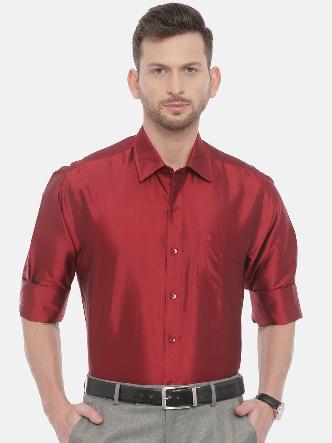Khoday Williams Men Red Regular Fit Solid Casual Shirt