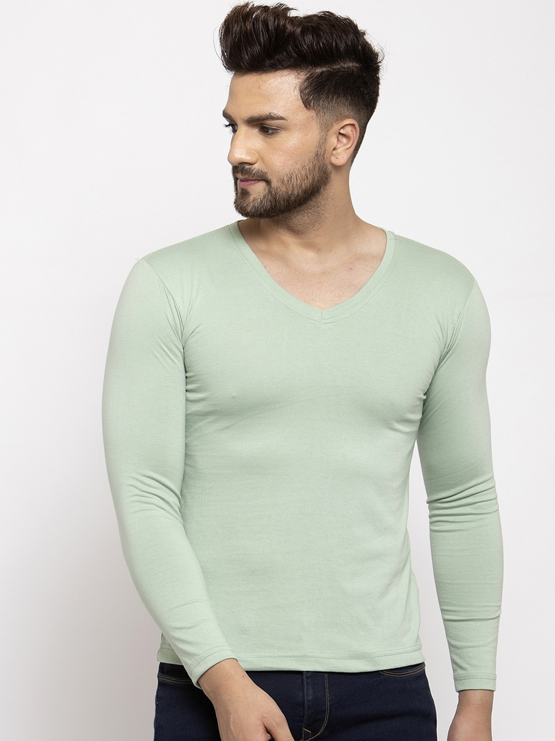 Friskers Men Green Solid V-Neck T-shirt